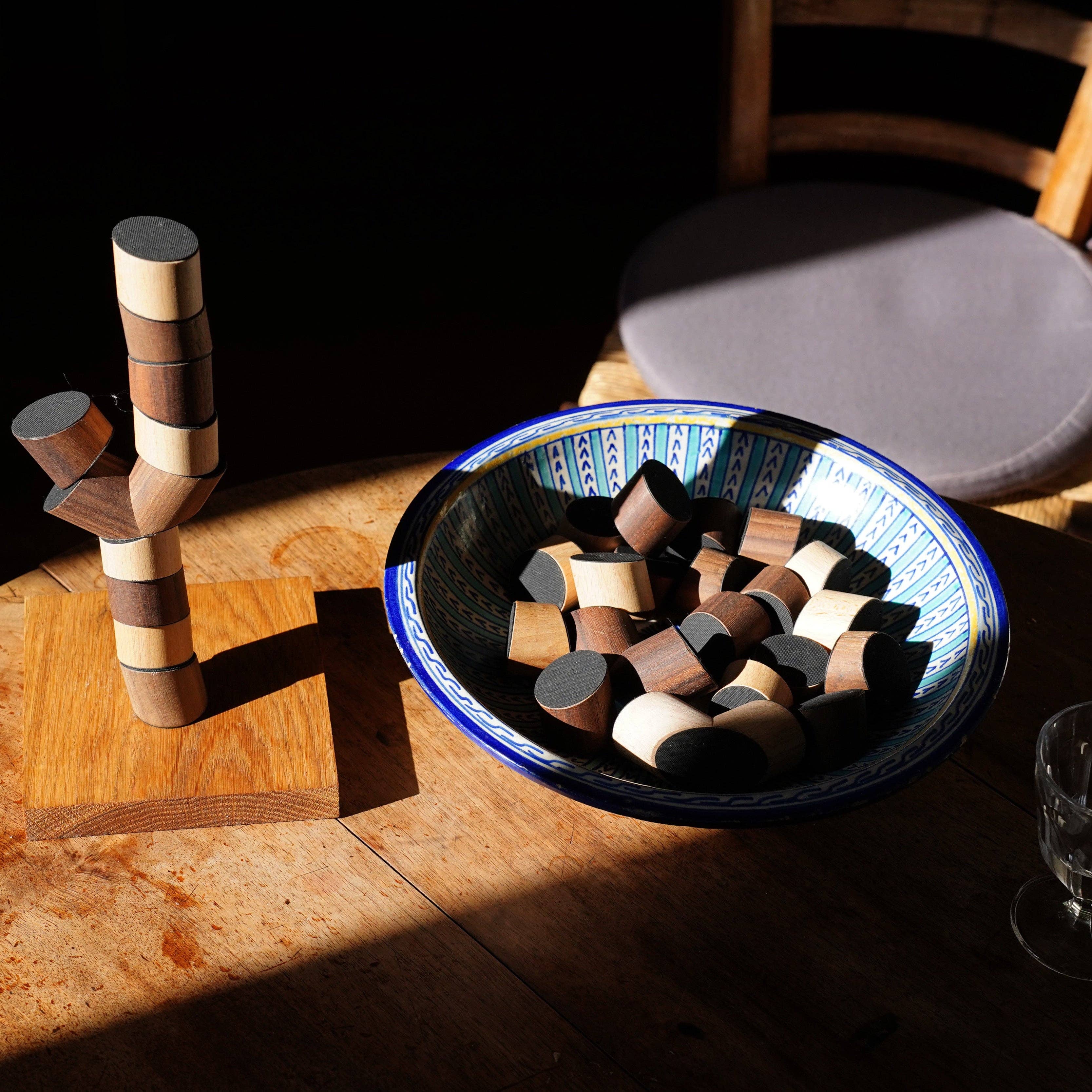 Loggos Stacking Game