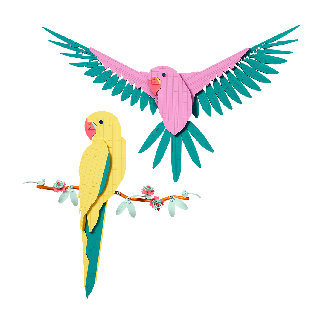 LEGO® Macaw Parrots